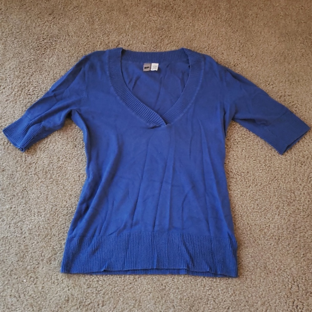 BP L blue v-neck sweater